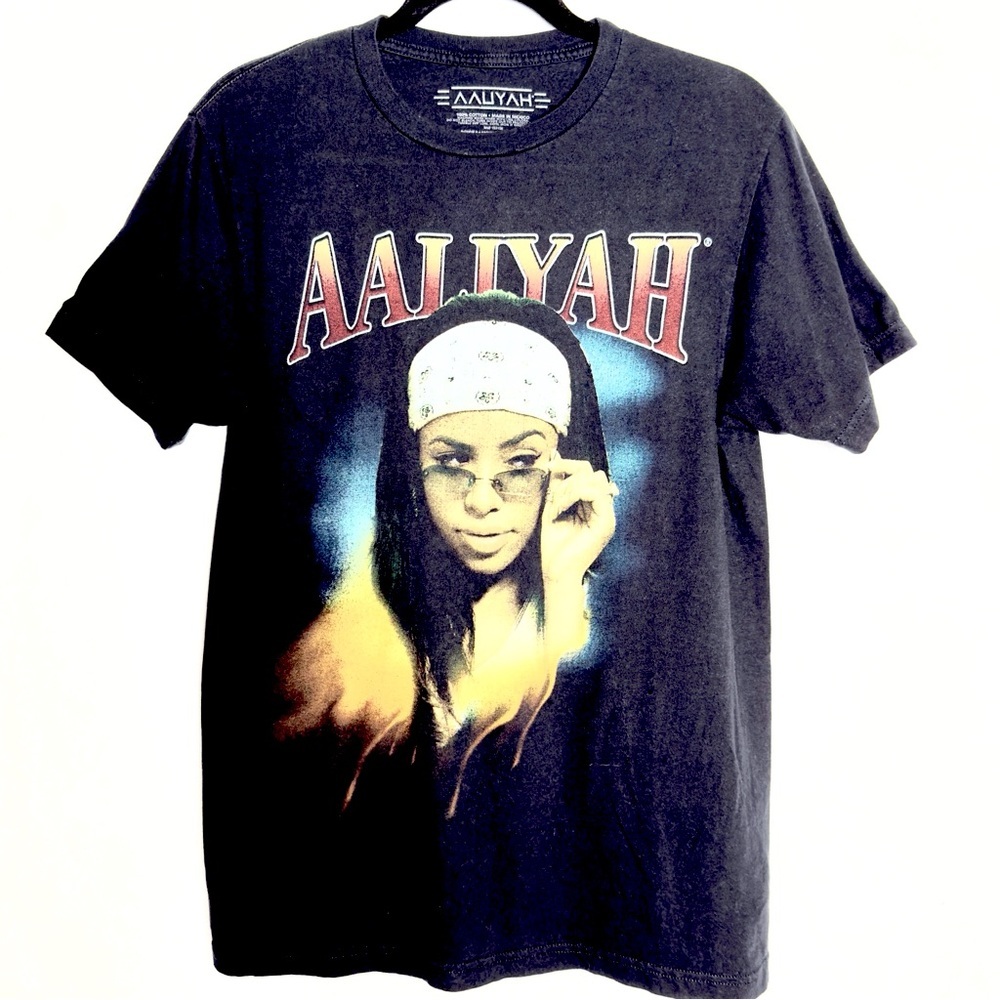 Aaliyah Graphic Band Tee - Black Size L